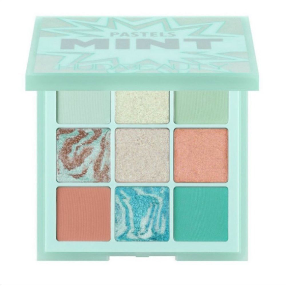 2/$30*when bundled* NWT Huda Beauty Eyeshadow Palette Pastels Mint - Picture 1 of 7